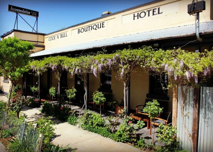 CocknBull Boutique Hotel