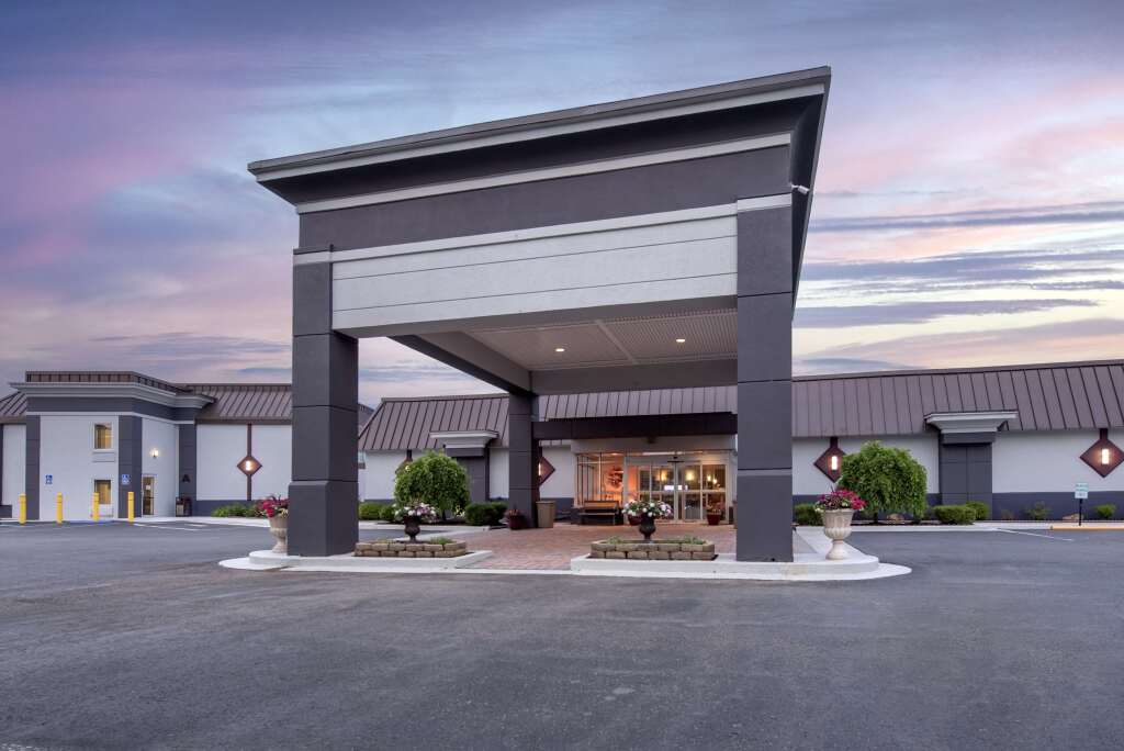 Best Western Plus Bridgeport Inn