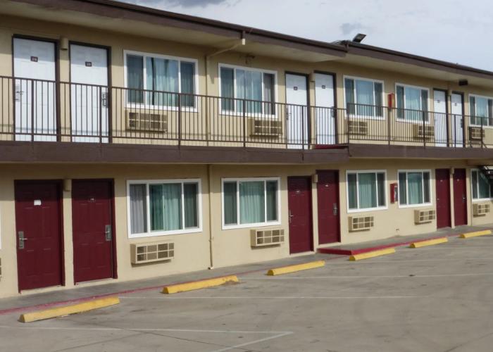 Red Roof Inn Needles