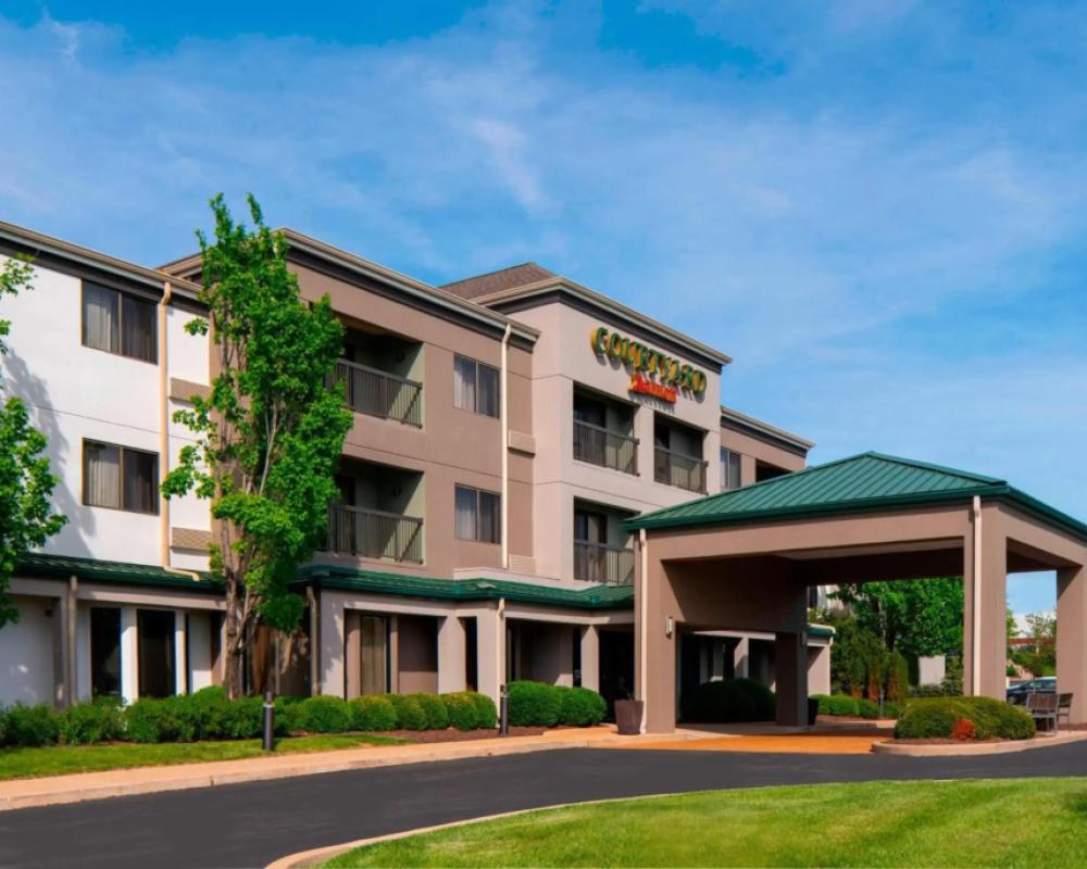 Courtyard St. Louis Airport/Earth City