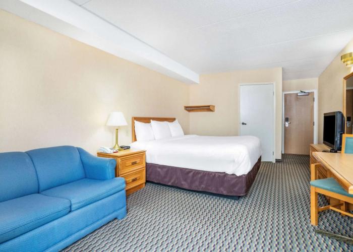 Travelodge by Wyndham Bridgewater