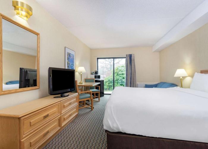 Travelodge by Wyndham Bridgewater