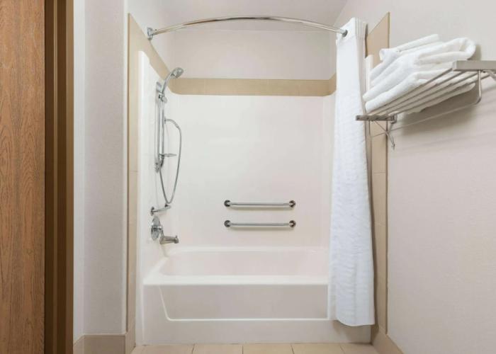 Super 8 by Wyndham St-Jerome