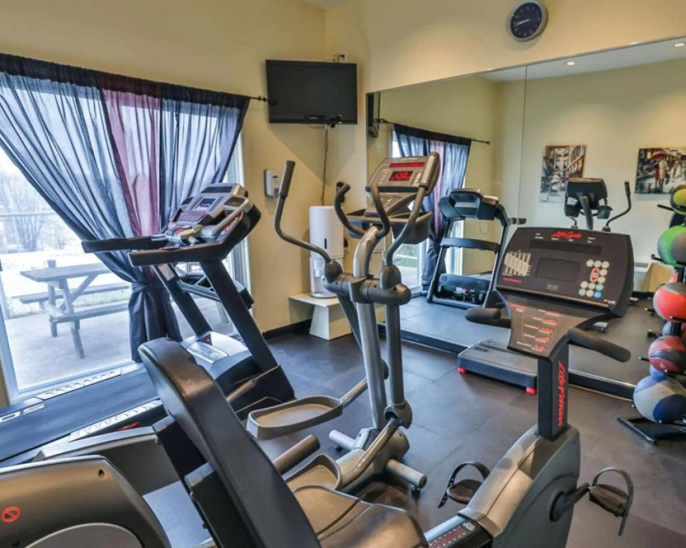 фото Comfort Inn and Suites St Jerome