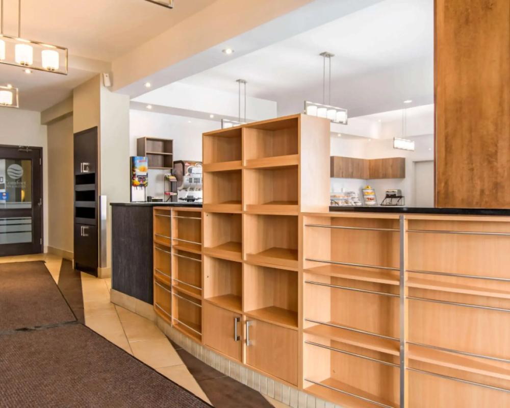 фото Comfort Inn and Suites St Jerome