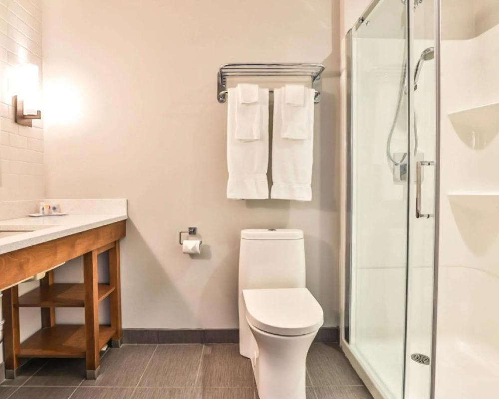 фото Comfort Inn and Suites St Jerome