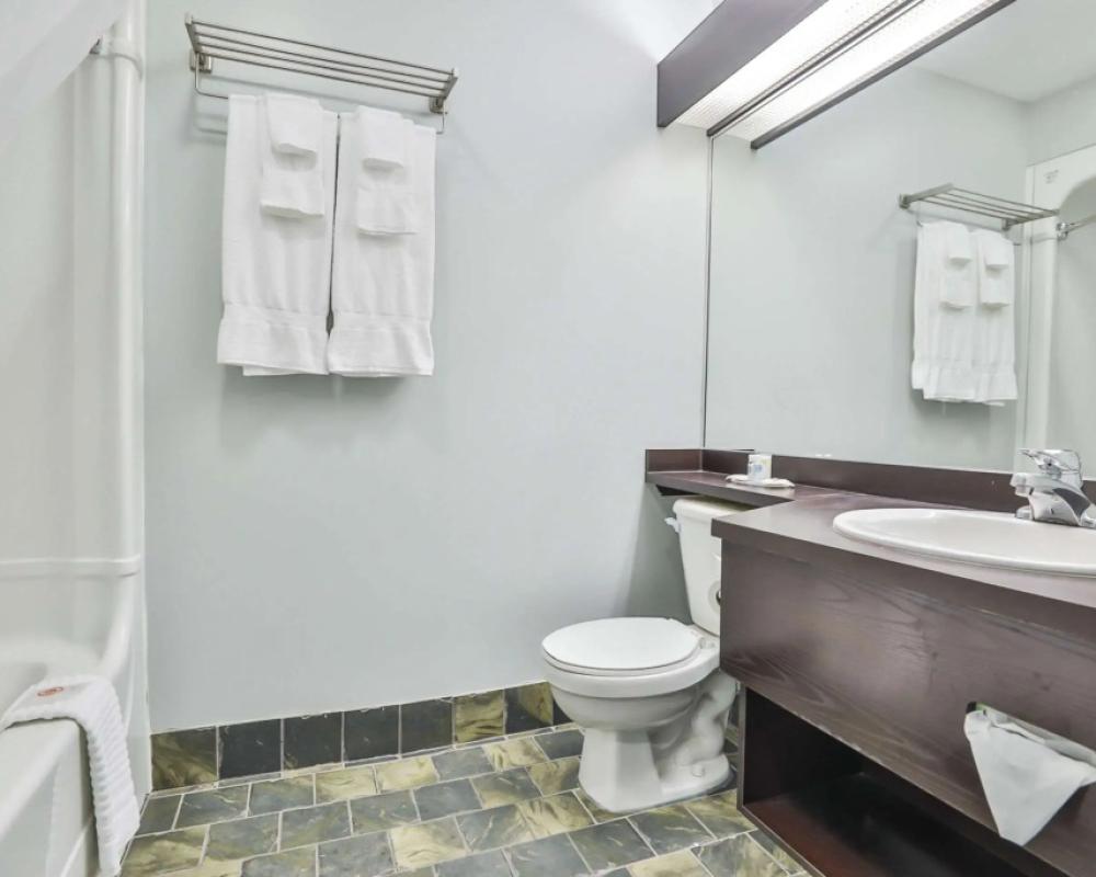 фото Comfort Inn and Suites St Jerome