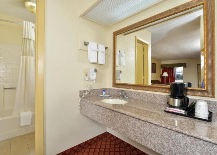 Americas Best Value Inn Brookhaven