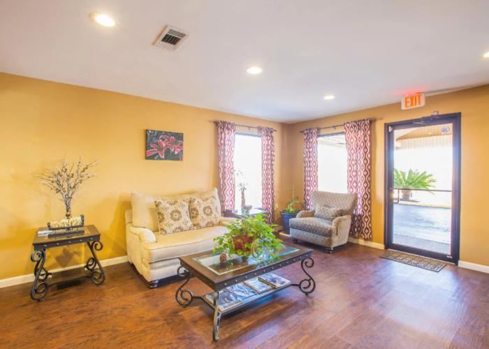 Rodeway Inn & Suites