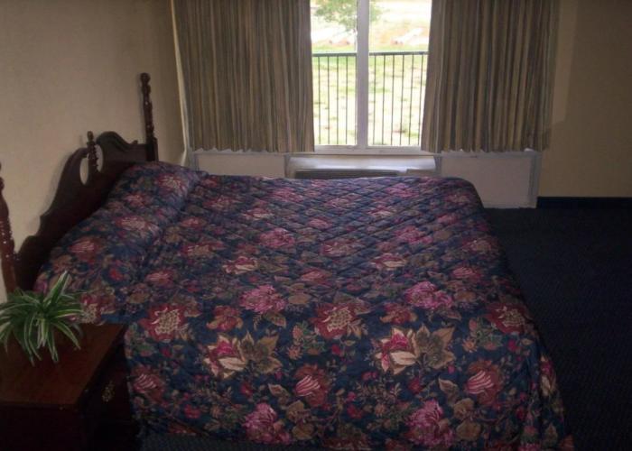 Motel 6 Brookhaven, MS