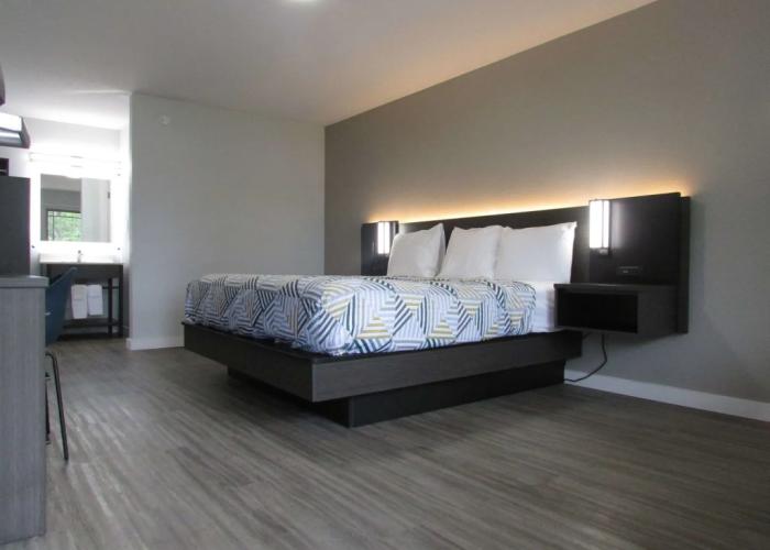 Motel 6 Brookhaven, MS