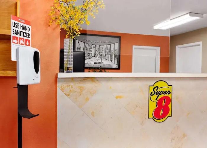 Super 8 Brookhaven