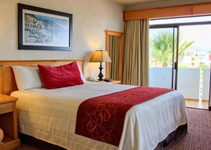 Corona Hotel & Spa