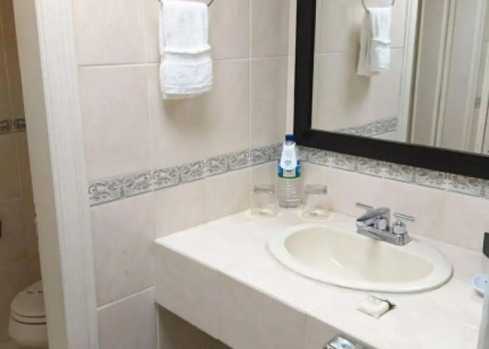 Corona Hotel & Spa