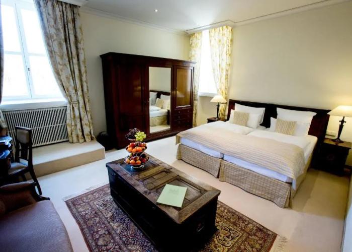 Schlosshotel Hugenpoet