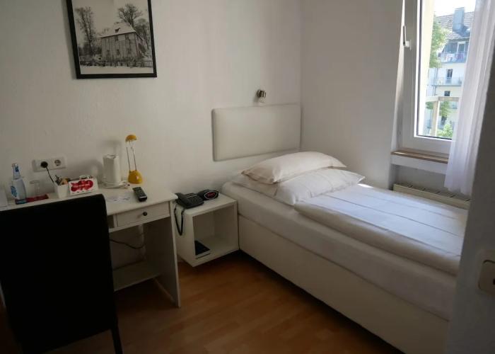Stadt-gut-Hotel Rheinischer Hof