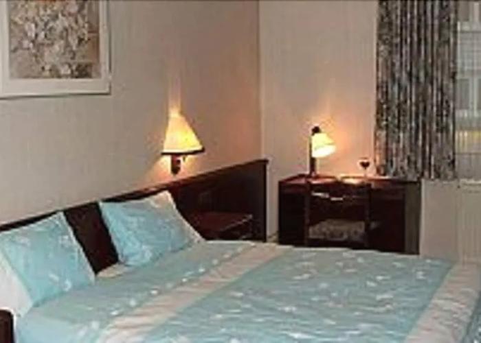 Brunnen Hotel