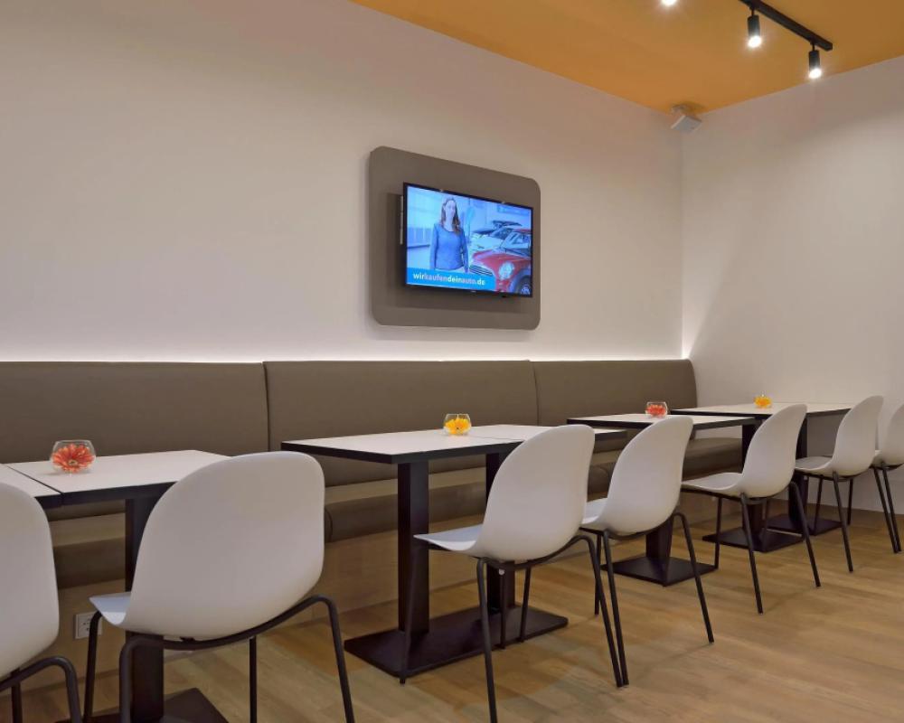 фото B&B HOTEL Essen-City
