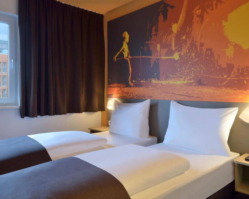 фото B&B HOTEL Essen-City