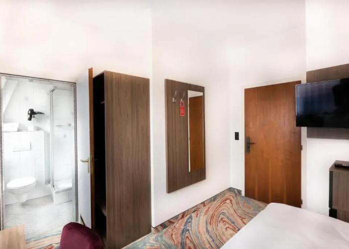 Firzlaffs Hotel Neumünster