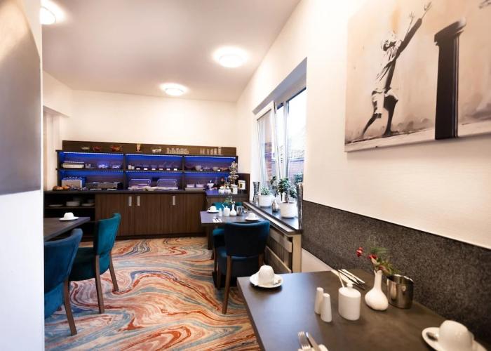 Firzlaffs Hotel Neumünster