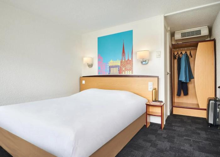 Kyriad Direct Evreux