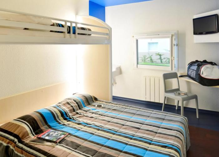 hotelF1 Evreux Sud