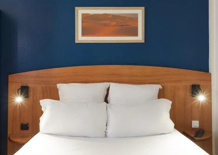 Hôtel Kyriad Evreux - La Madeleine