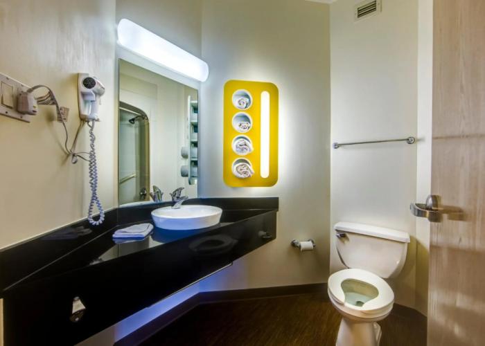 Motel 6 Burlington, ON - Toronto West - Oakville