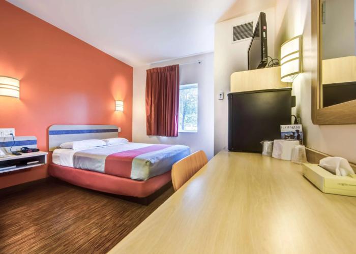 Motel 6 Burlington, ON - Toronto West - Oakville