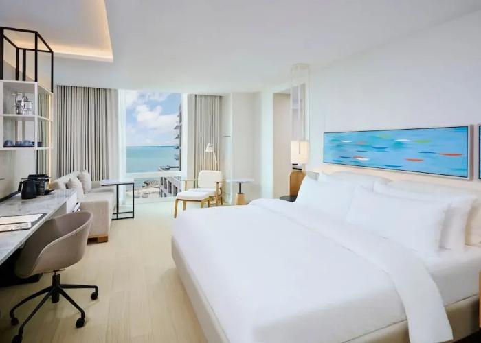The Pearle Hotel & Spa, Autograph Collection