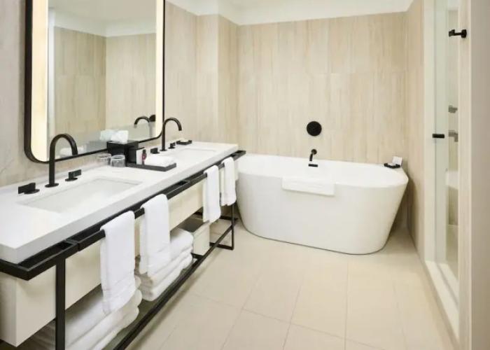 The Pearle Hotel & Spa, Autograph Collection