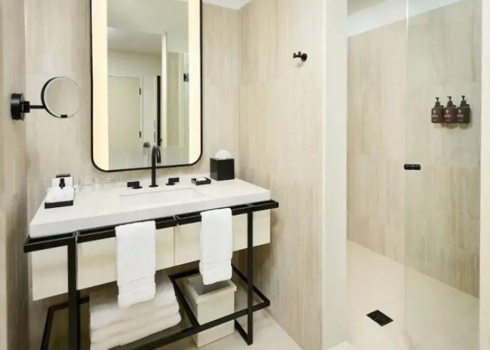 The Pearle Hotel & Spa, Autograph Collection
