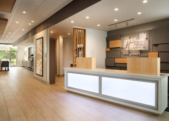 Holiday Inn Express & Suites Heath - Newark by IHG