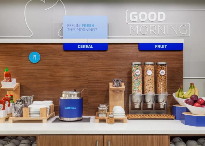 Holiday Inn Express & Suites Heath - Newark by IHG