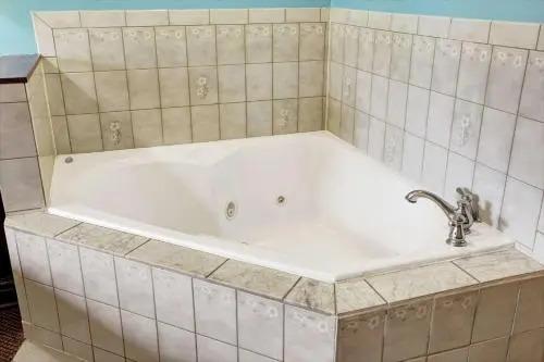 Super 8 Heath/Newark