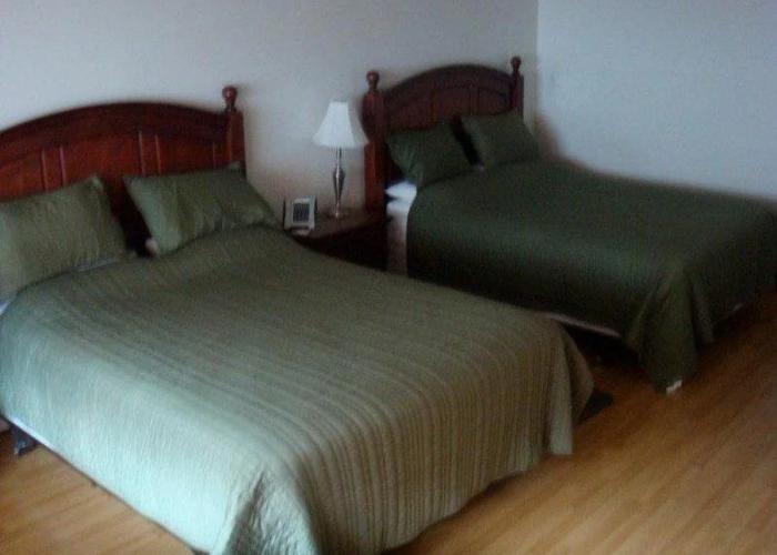 Stonehouse Motel and Restaurant