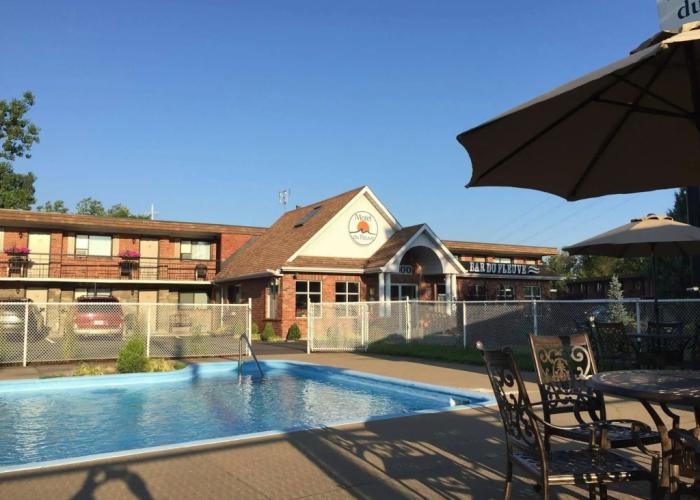 Motel et Appartements du Fleuve