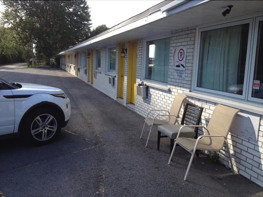 фото Motel Champlain