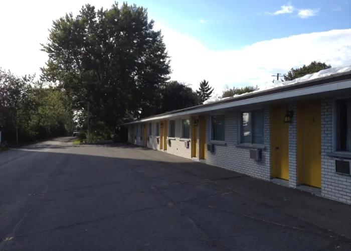 Motel Champlain