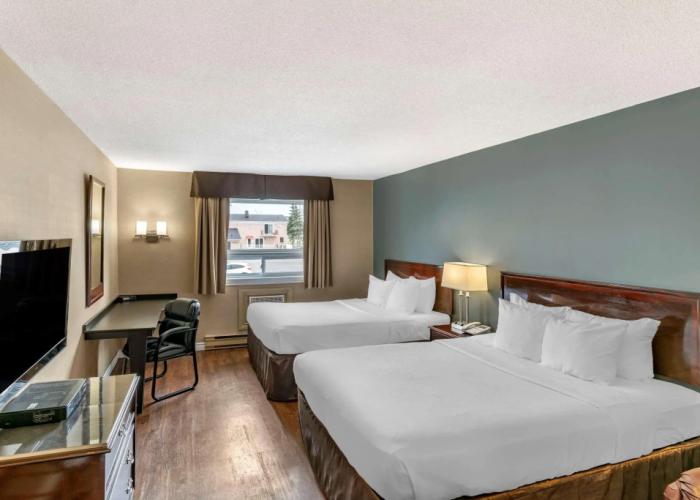 : Econo lodge Hotel Brossard