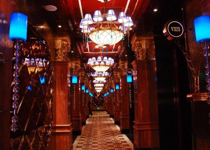 Aile Crown Holiday Hotel