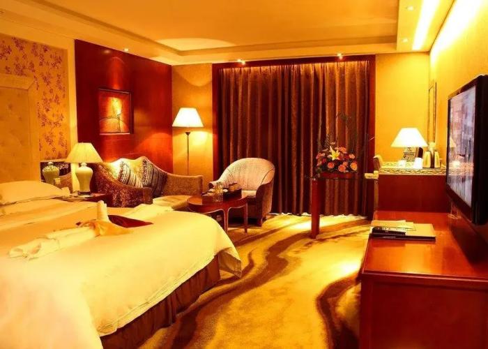 Global Hotel