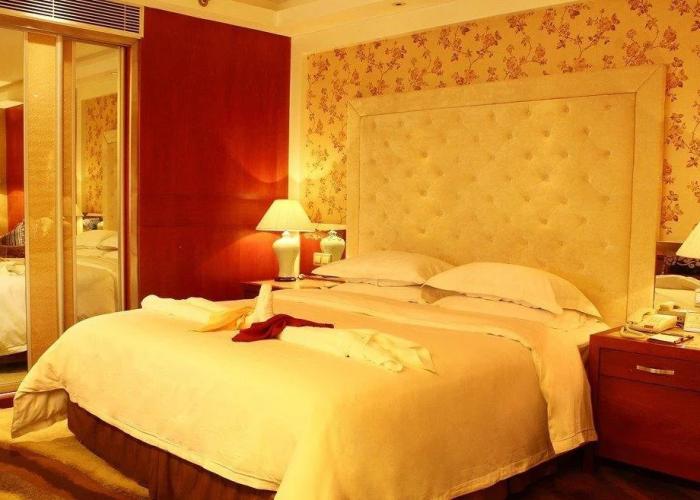 Global Hotel