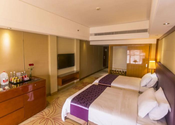 Manhattan Kinlen Hotel - Shishi