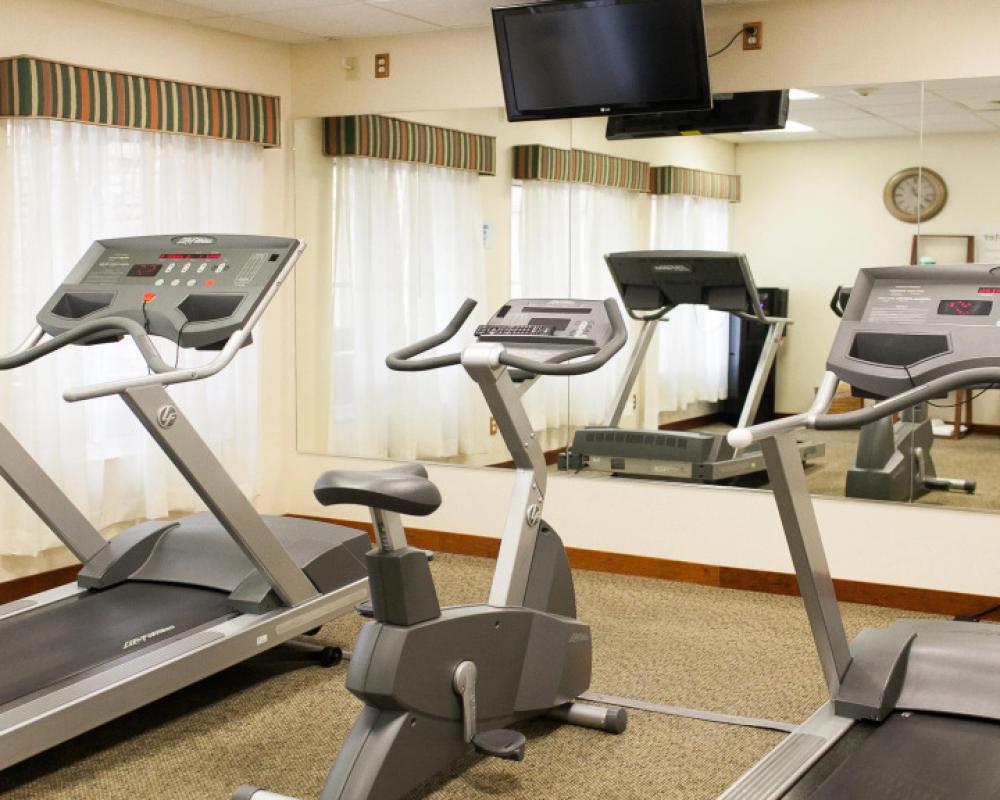 фото Holiday Inn Express and Suites Turlock by IHG