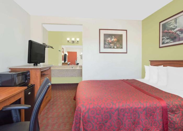 Days Inn by Wyndham Turlock