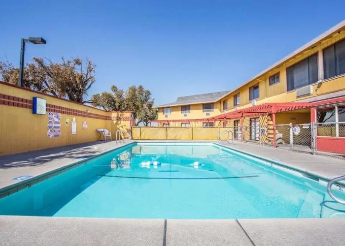 Travelodge By Wyndham Turlock