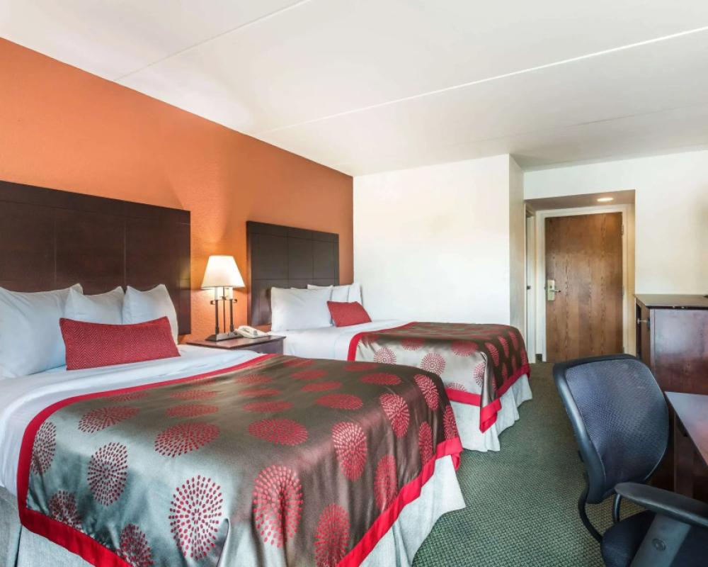 Ramada by Wyndham Luling