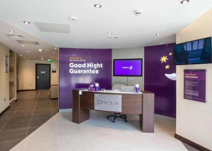 Premier Inn Farnborough Town Centre